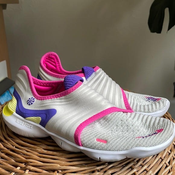 Nike free 3.0 platinum flyknit lightweight running/training sneakers - Picture 1 of 10